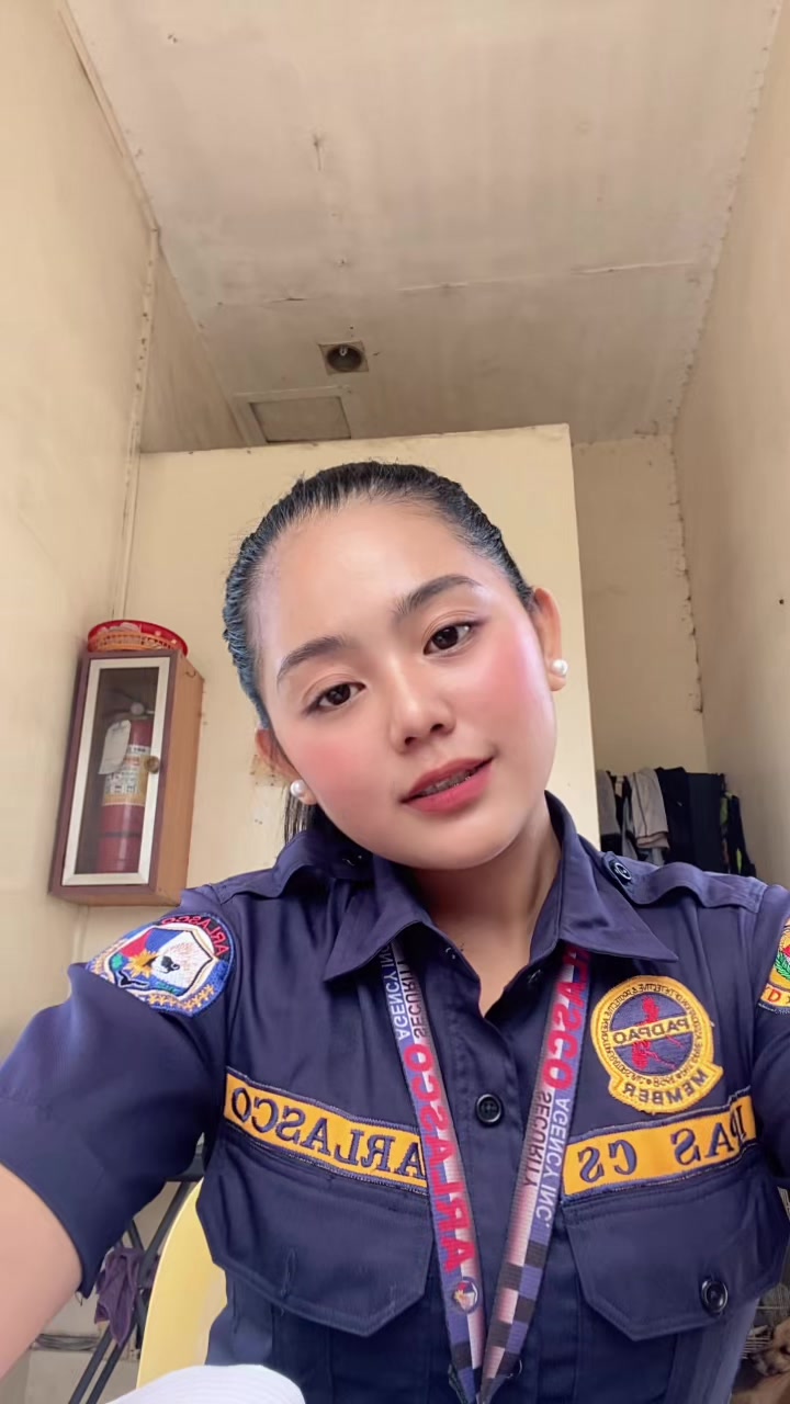 @khriz
