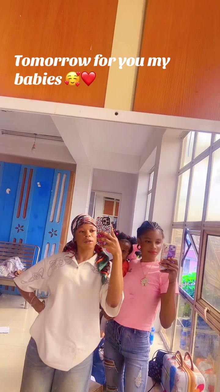 @Everything by anike in ogunpa