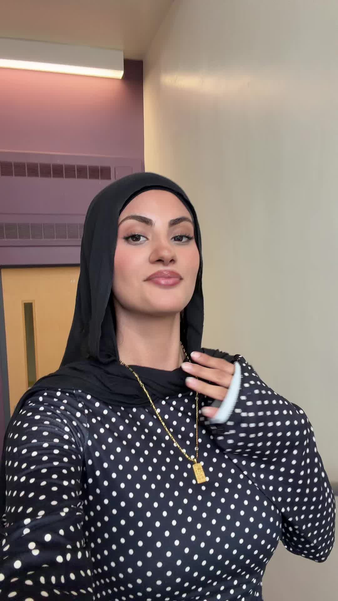 @Aisha