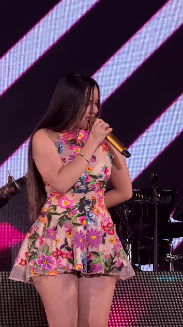 @Kiara Lozano Fan