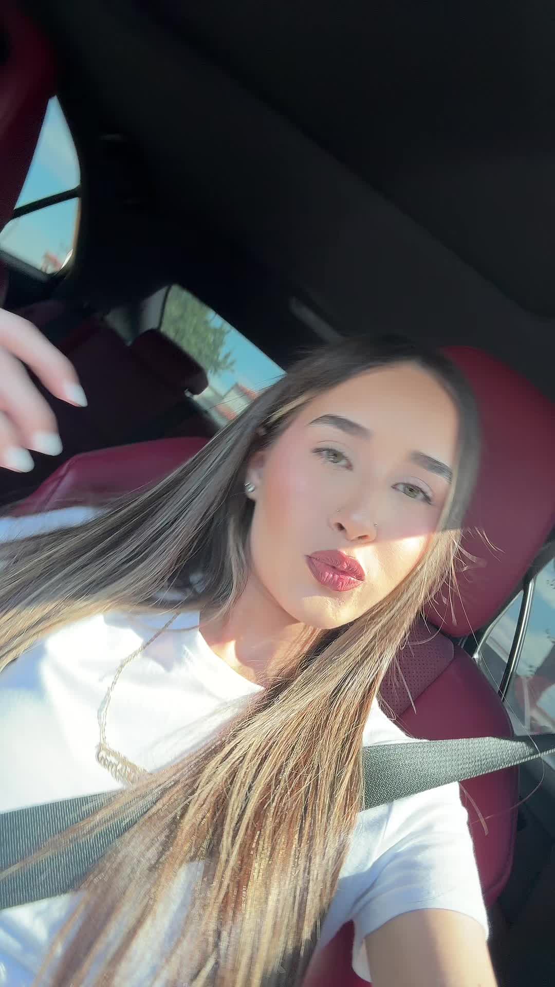 @kaitlynn ྀིྀི