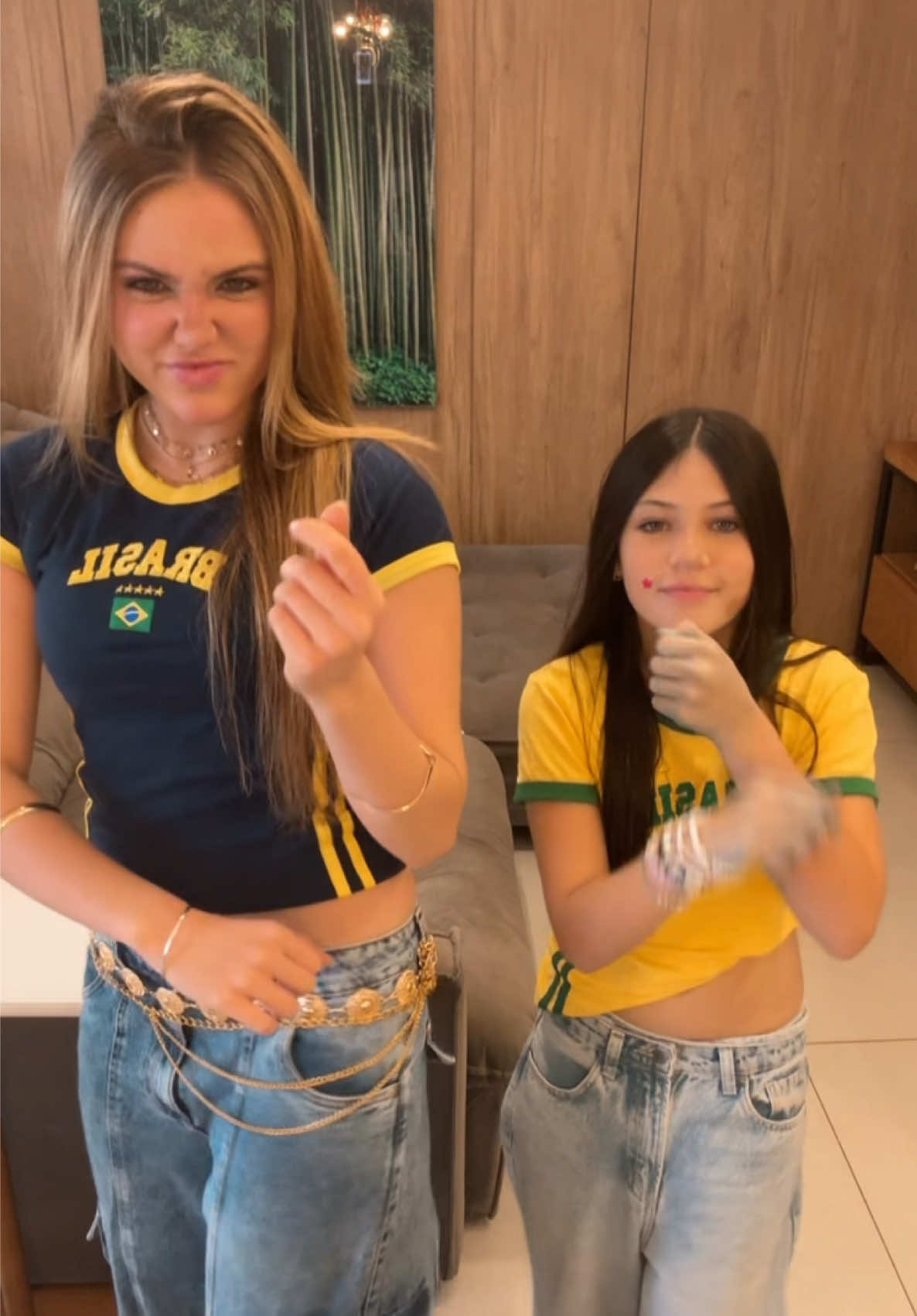 @Manu💋✨