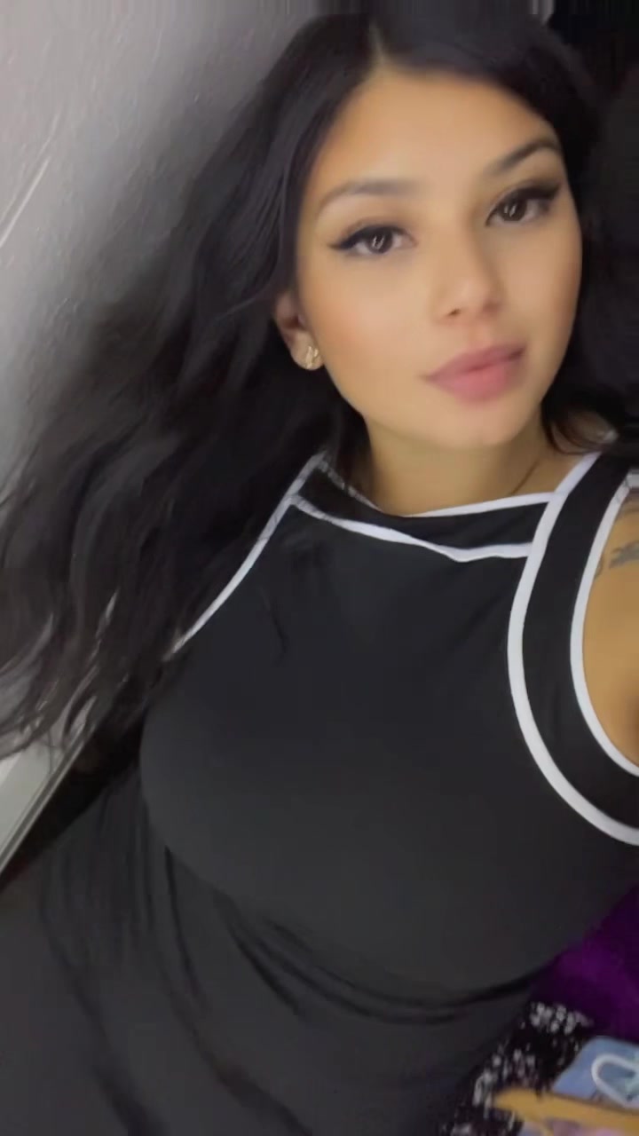 @AlexandraSelen_