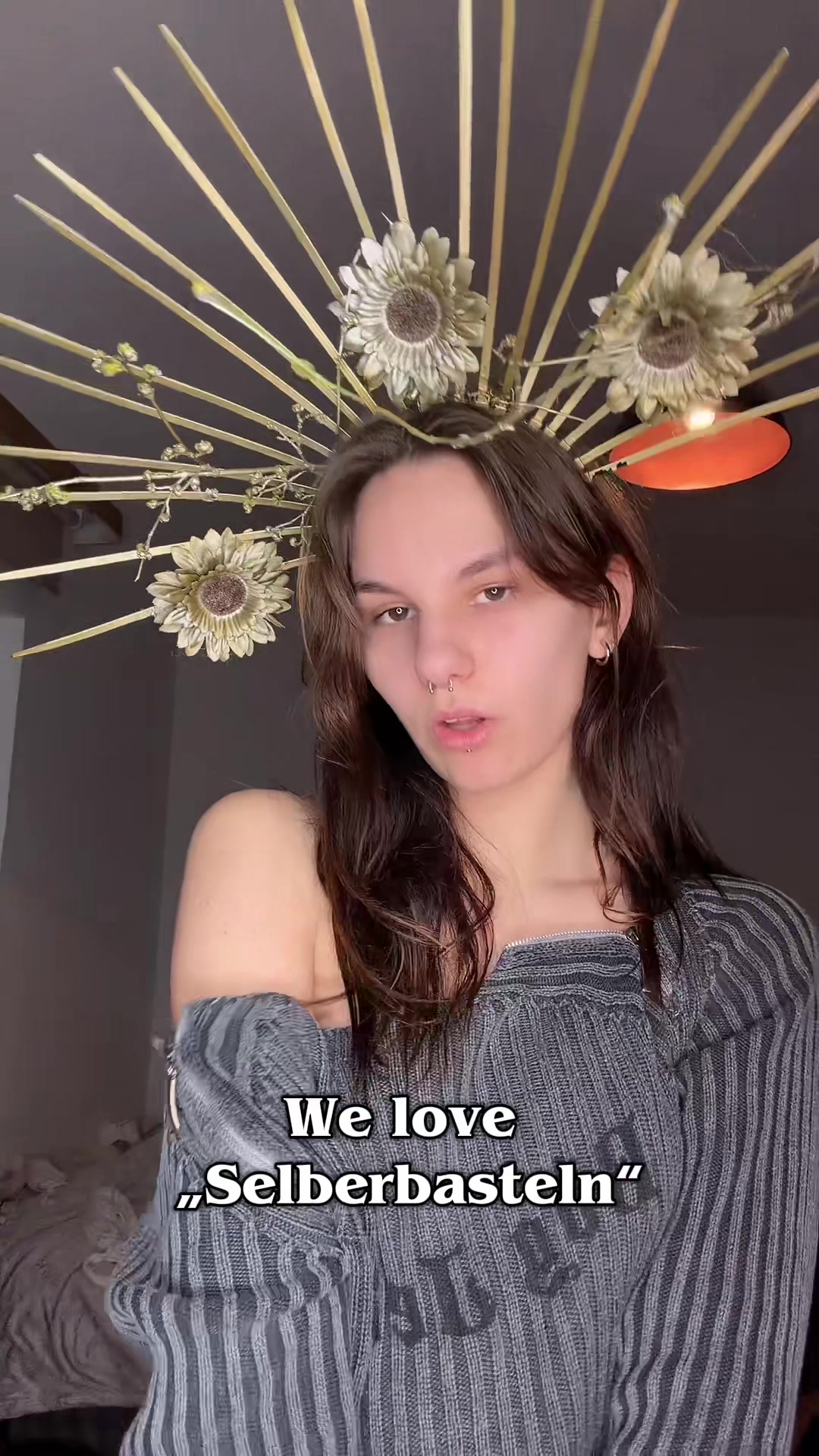 @elissstar