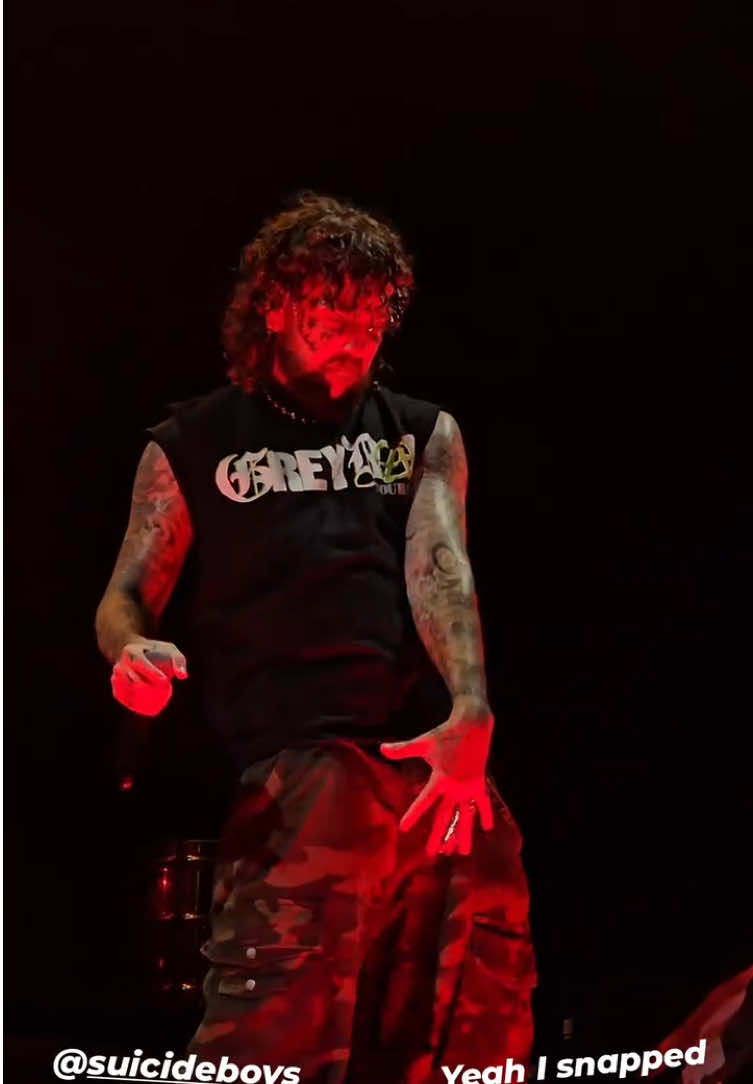 @Lil Cut Throat ݁ᛪ༙