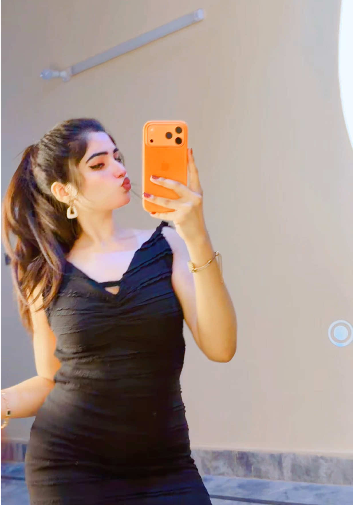 @Zoya