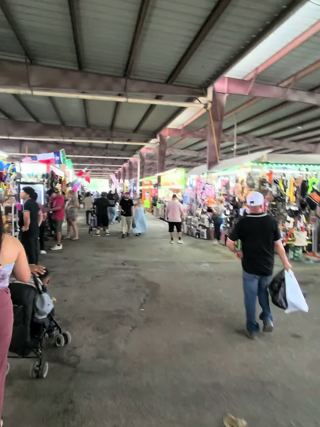 @Pulga de Fort Worth