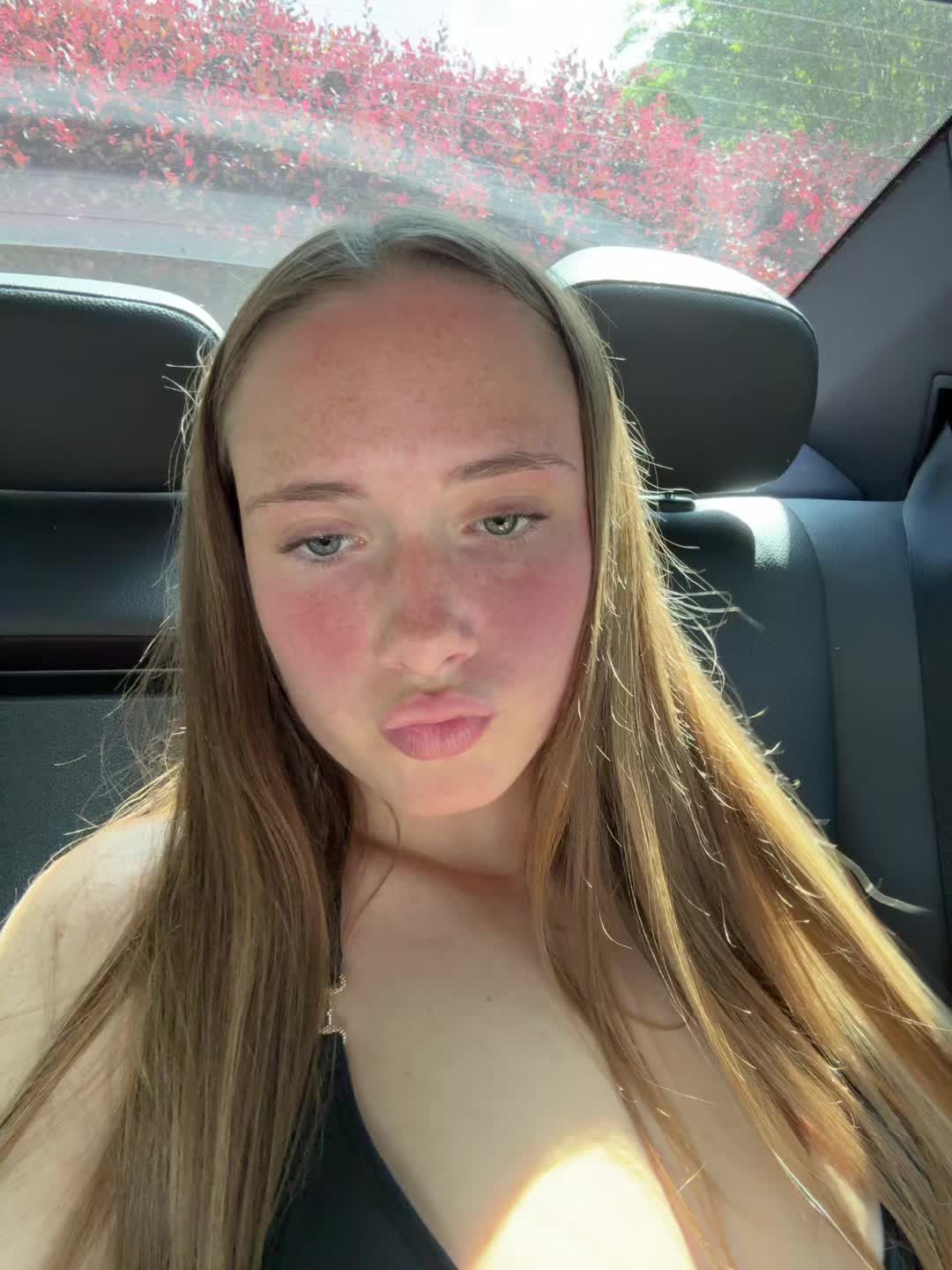 @hii