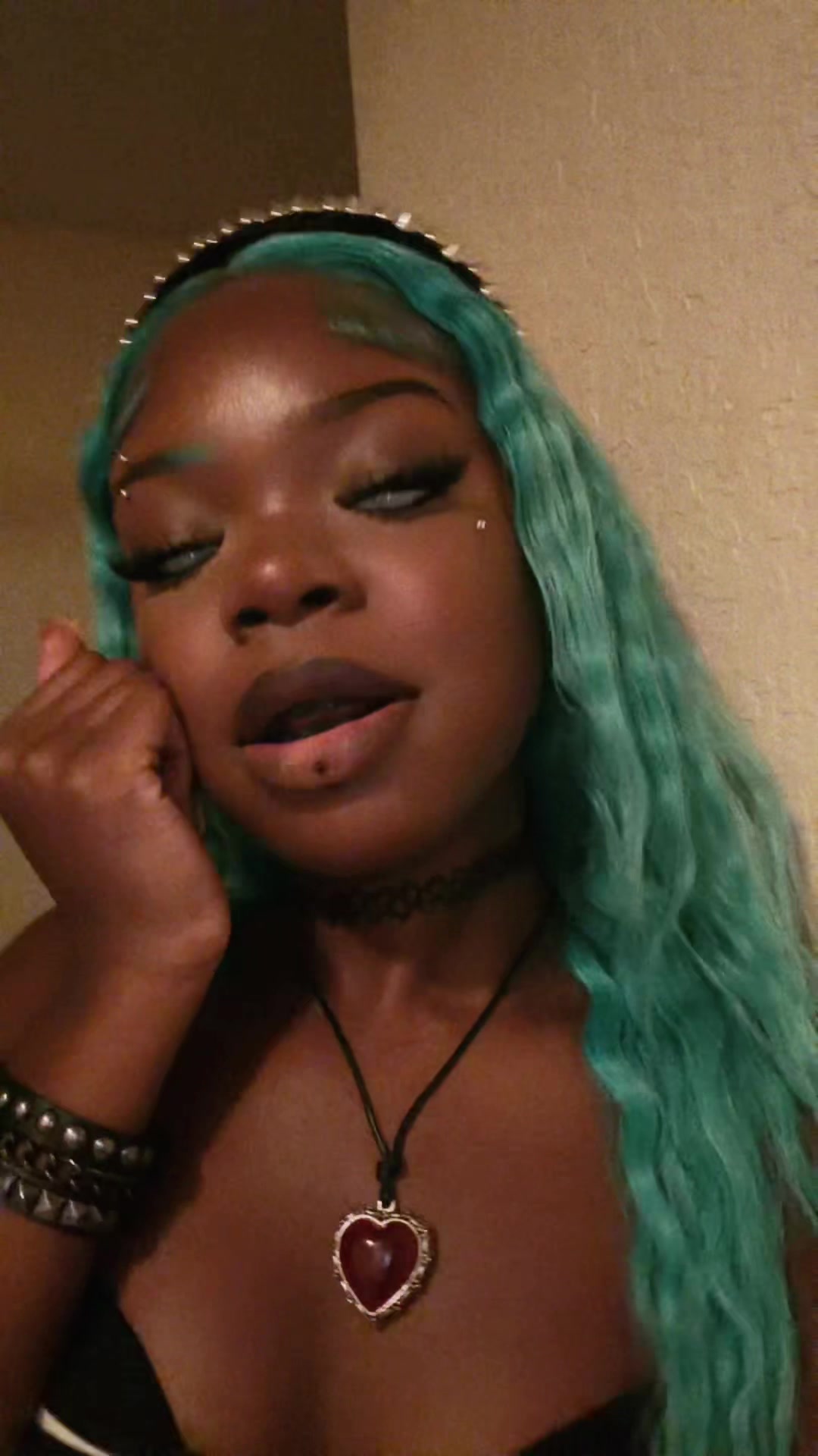 @️poopyglam69