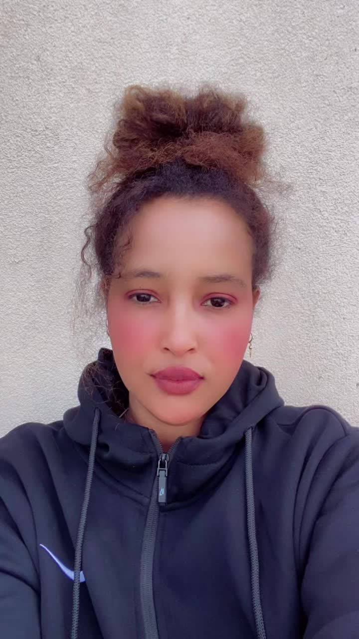 @Amiira🥀