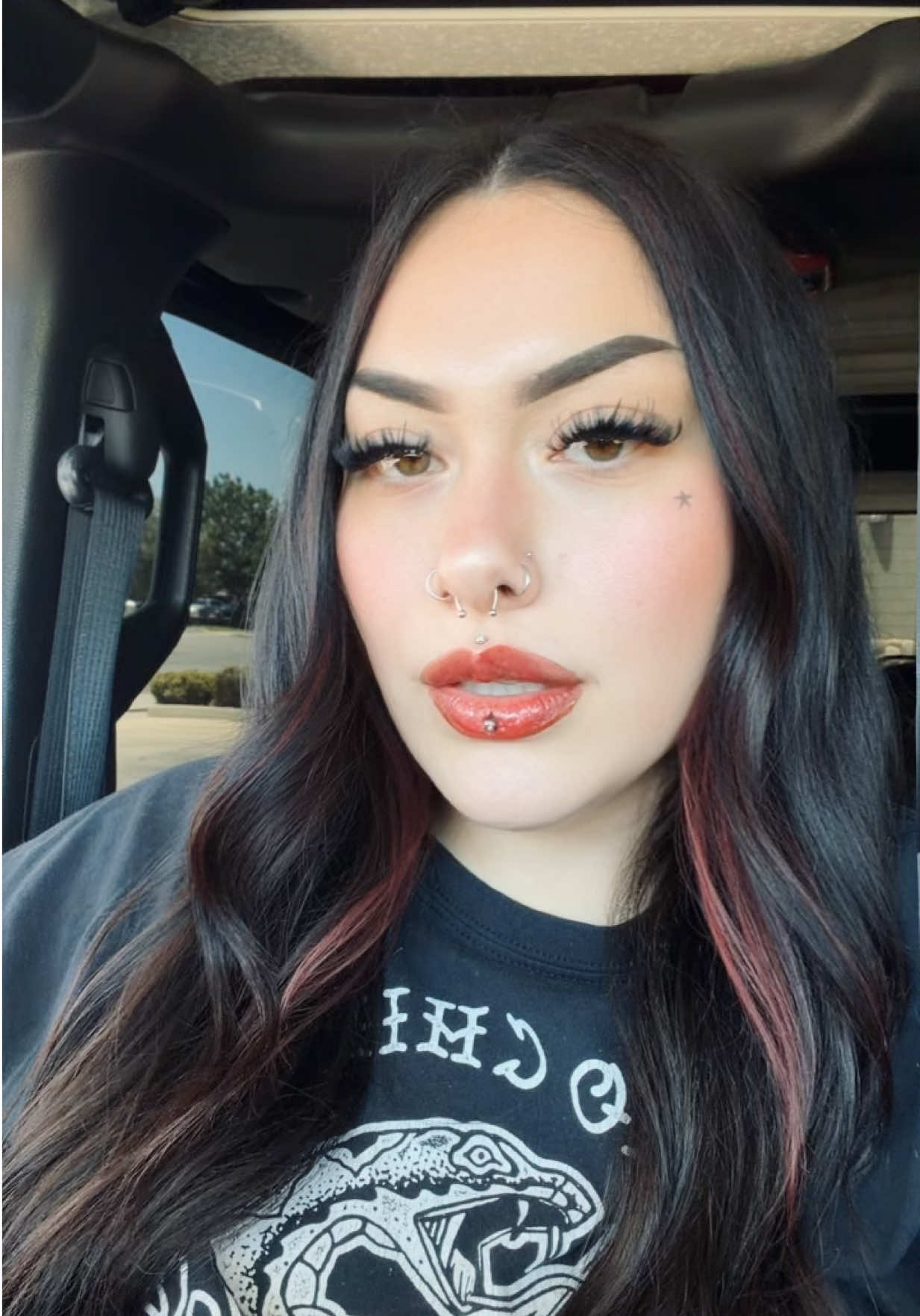 @iamxvee