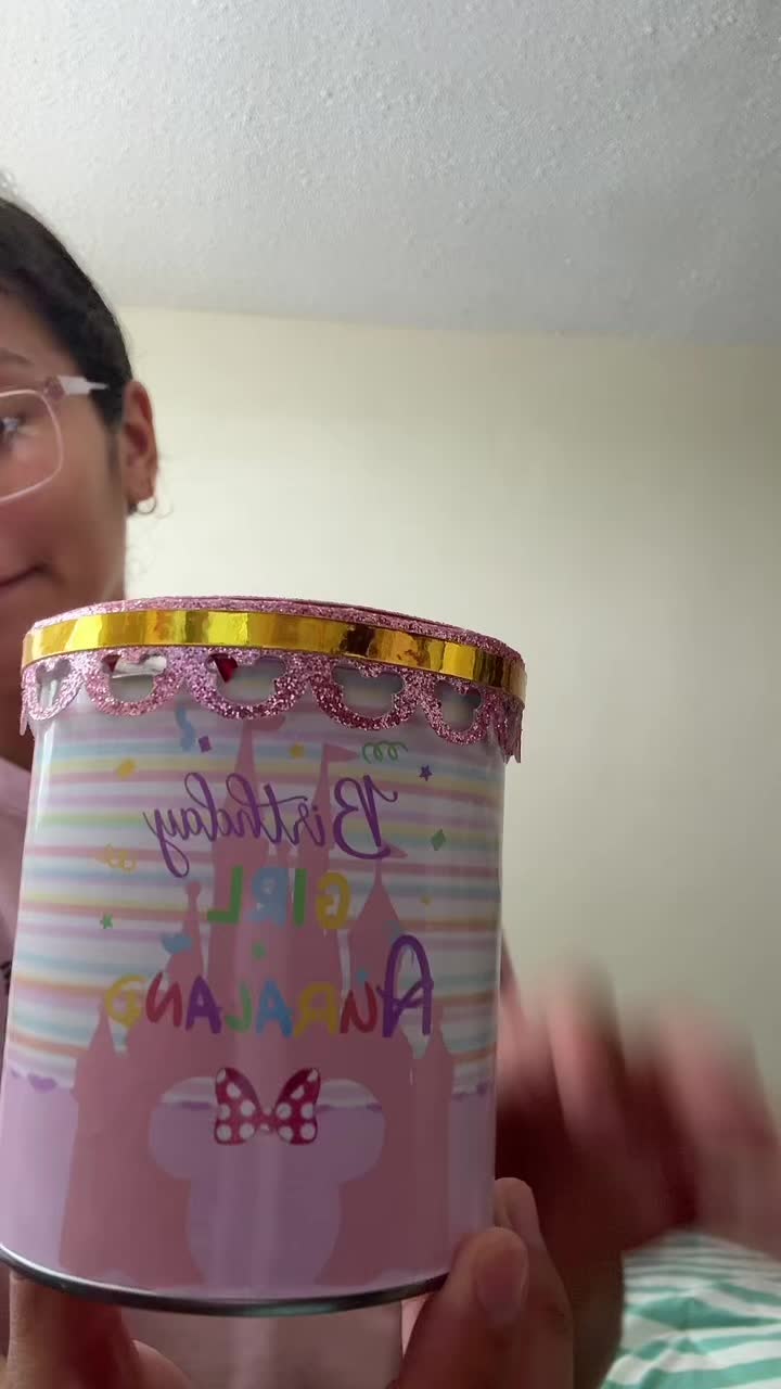 @Velez_Marie