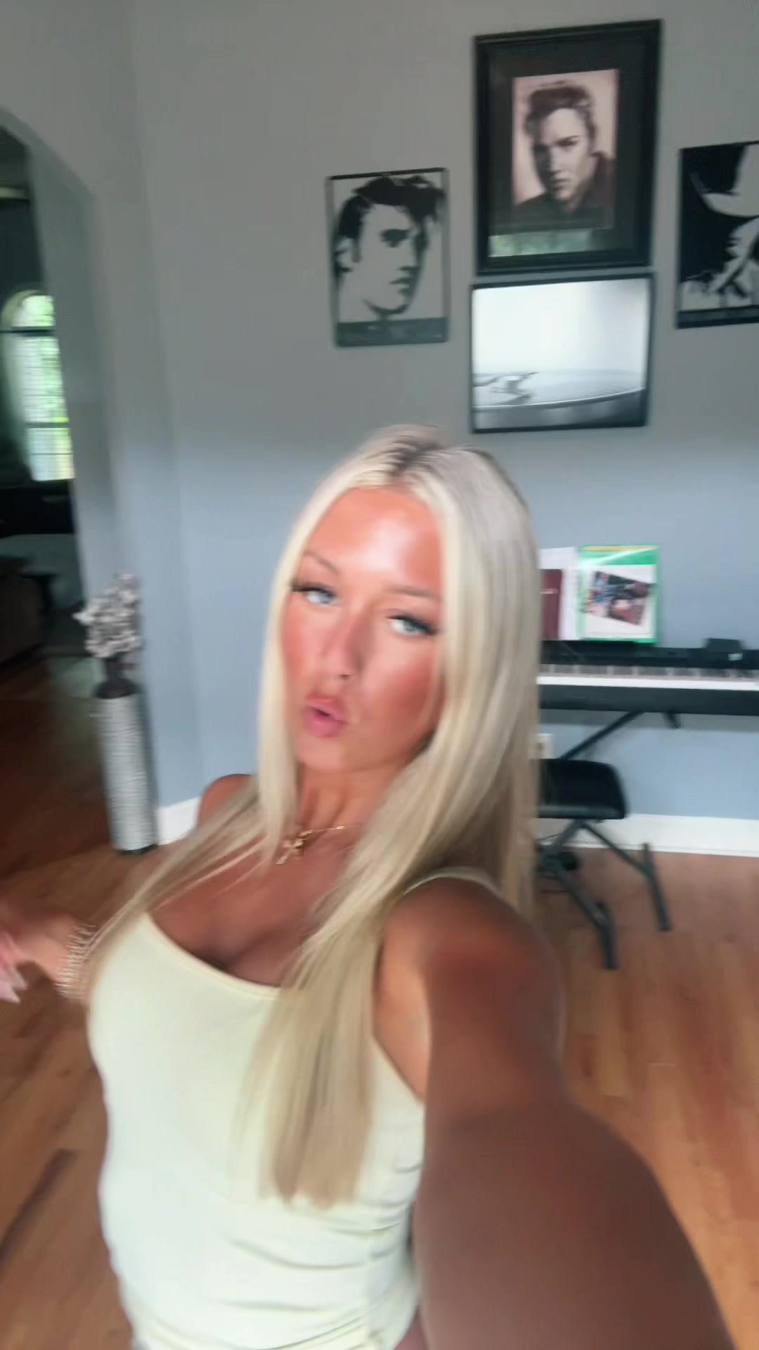 @𝓬𝓮𝓬𝓲 𝓼𝓽𝓮𝓮𝓵𝓮