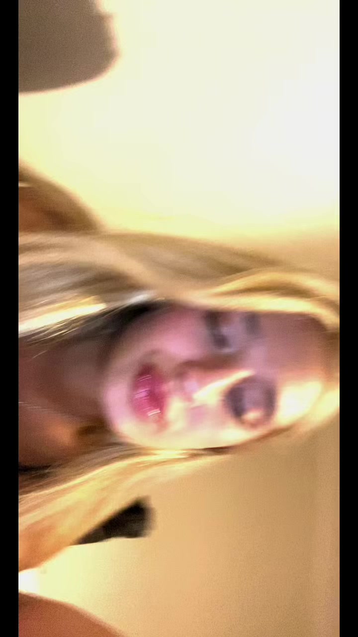 @_lolacastt