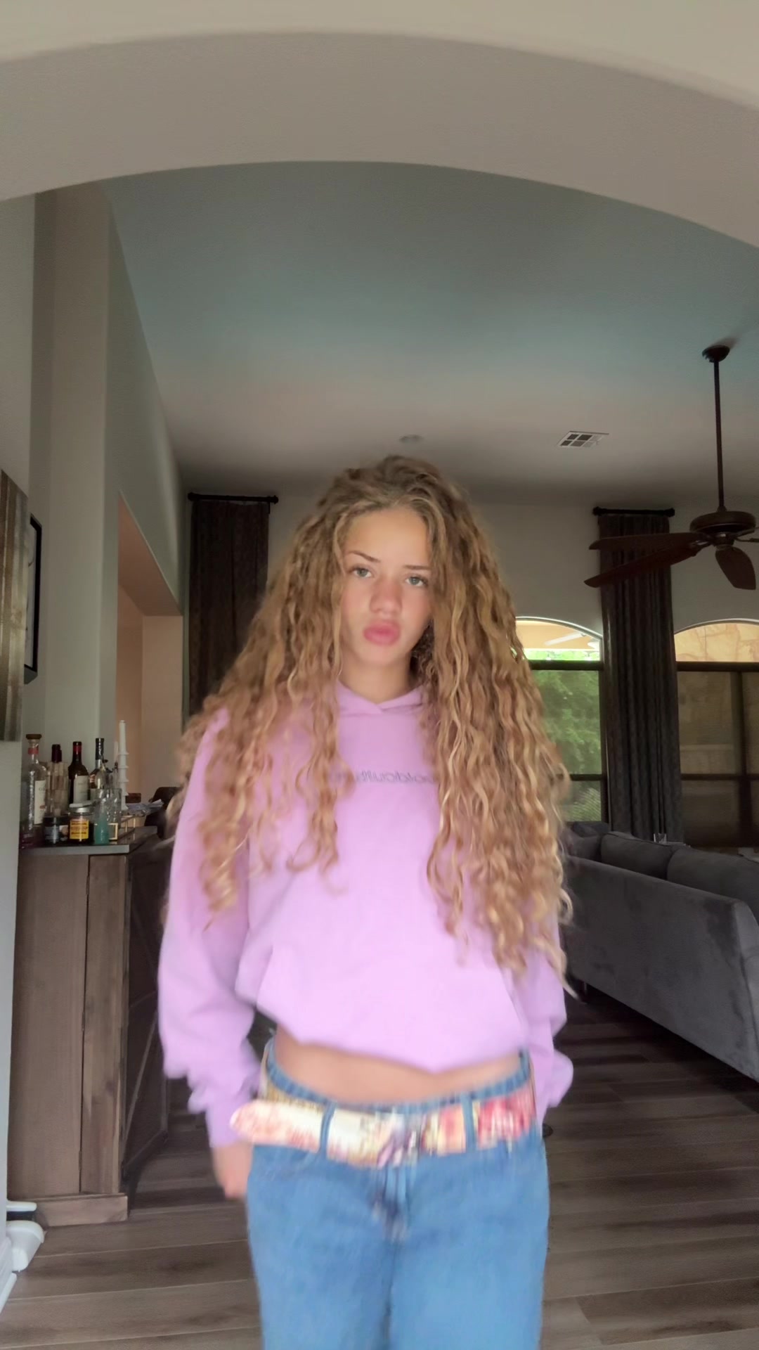 @bellaa