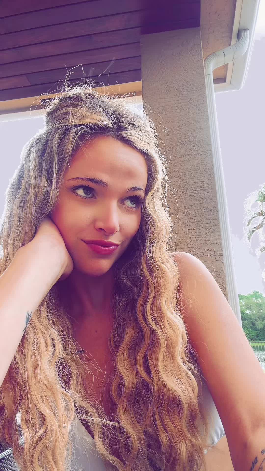 @✨Victoria Vaughan ✨