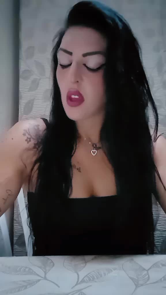 @ENZA👑❤️