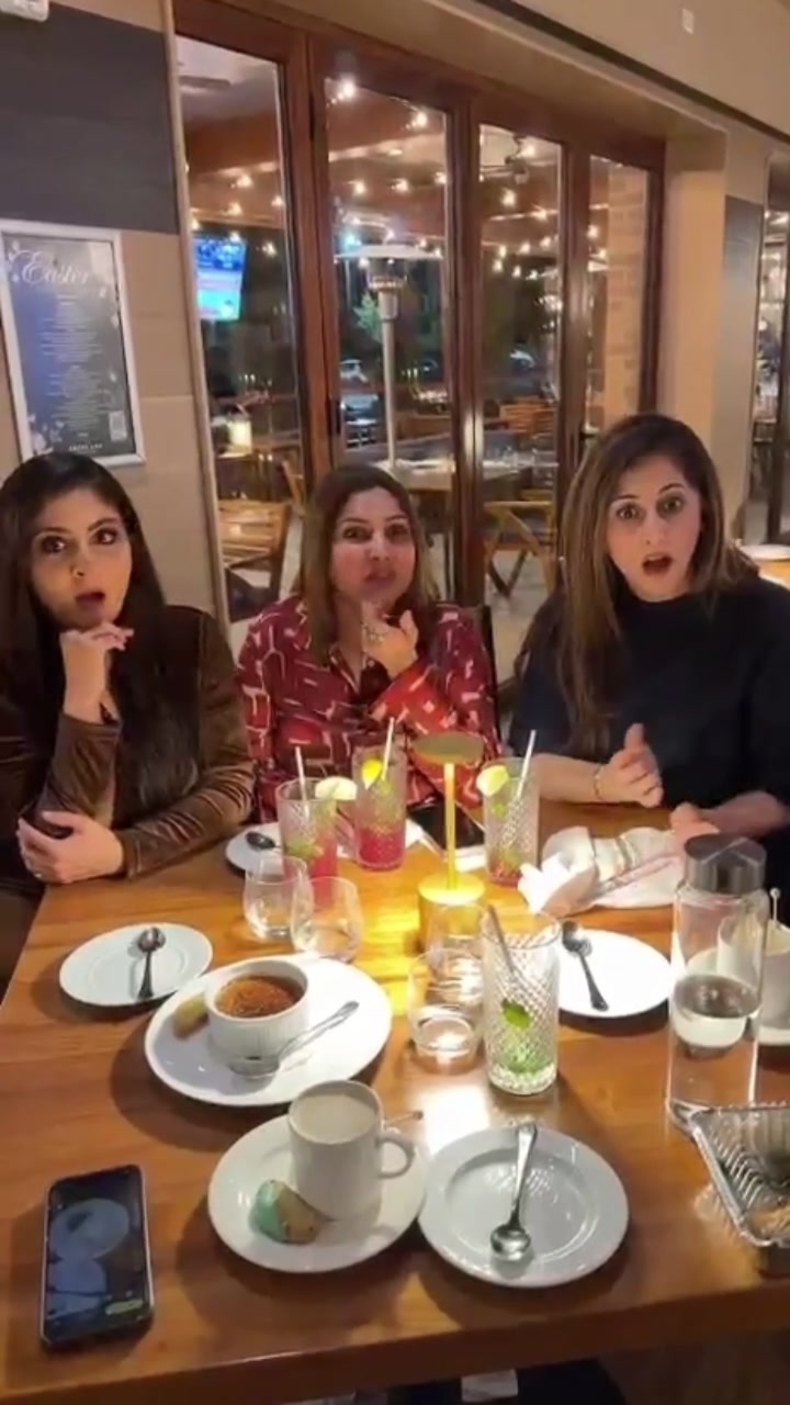 @SakhiSaheliaan