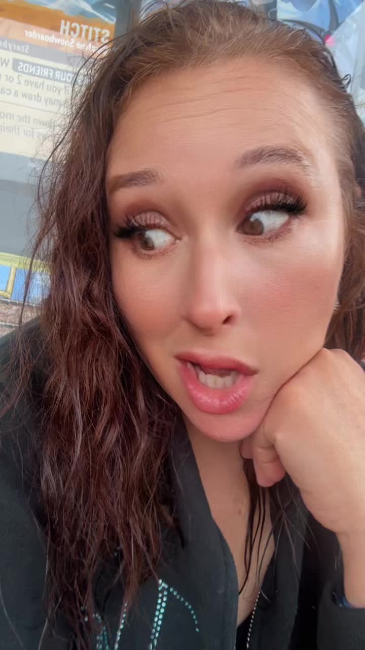@_Angela_Lynn