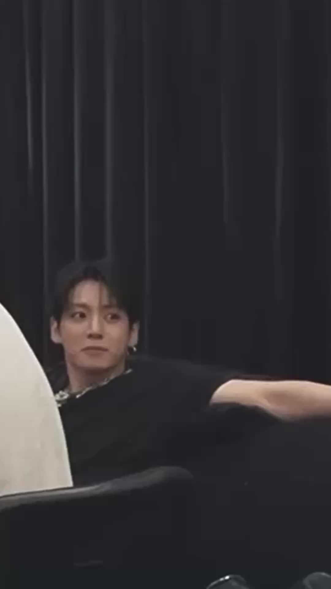@๐ฌ๐๐๐๐๐๐๐๐