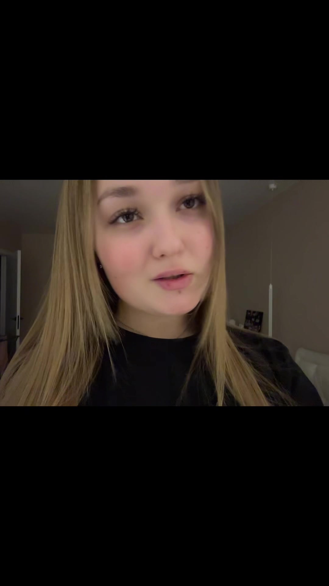 @полина🧸