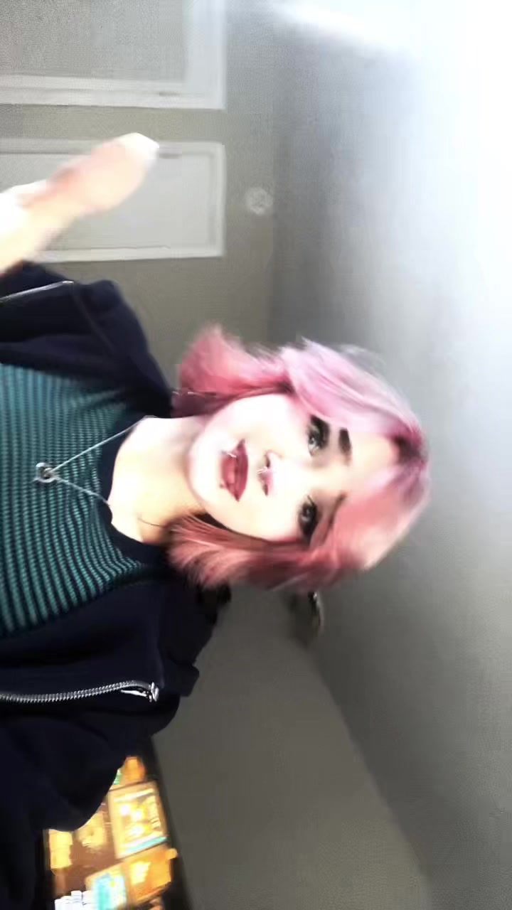 @k <3