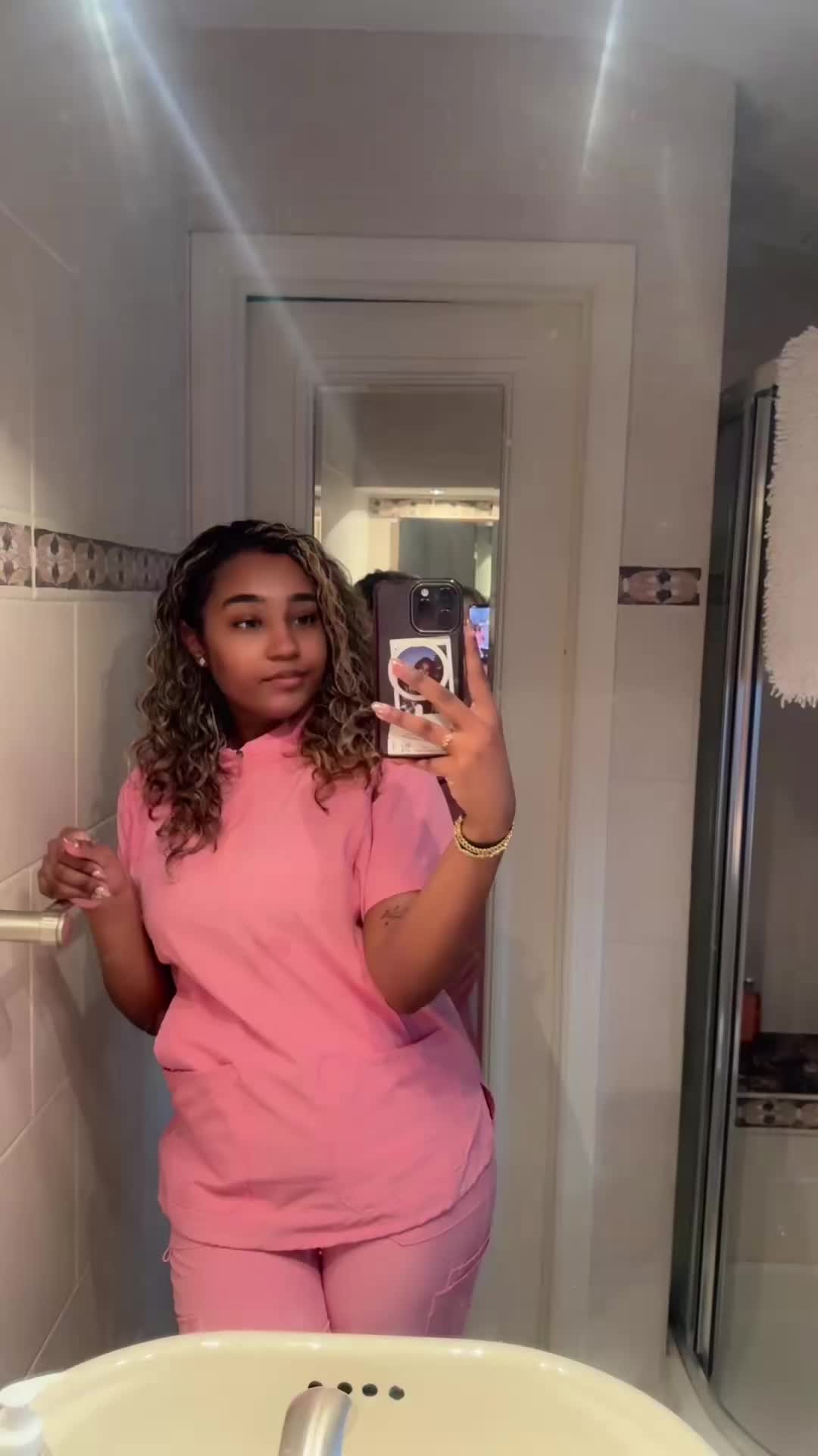 @Anjali 🥰❣️