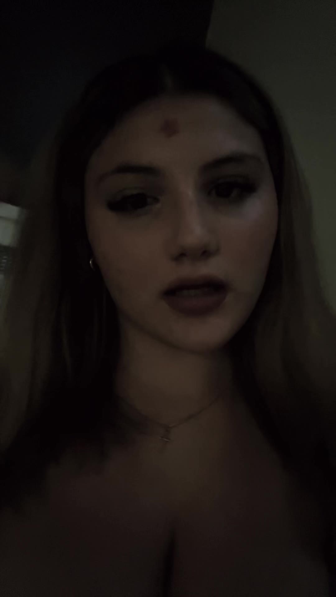 @mia holt