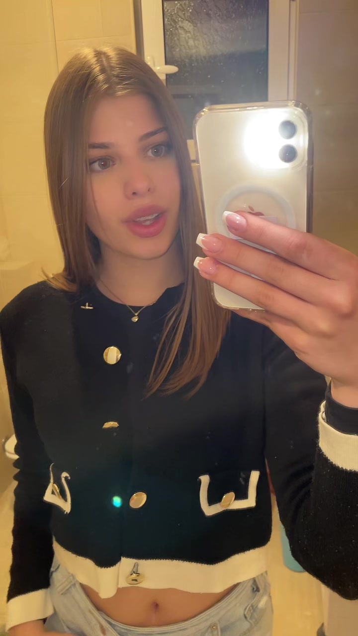 @popovicvalentina