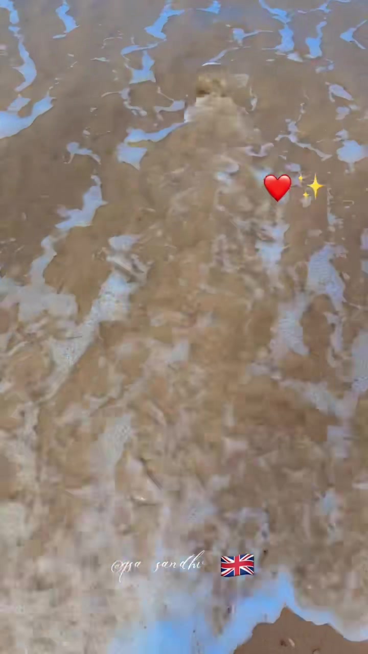 @AqsaSandhu