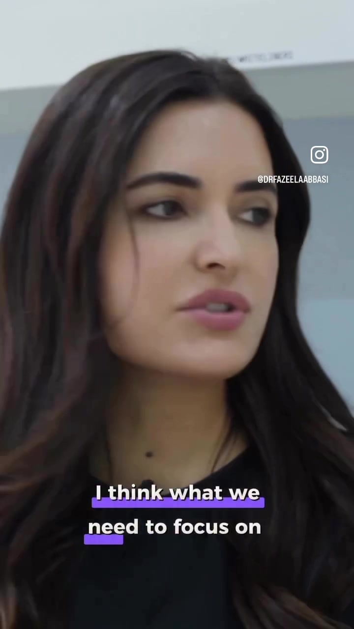 @fazeelaabbasi_