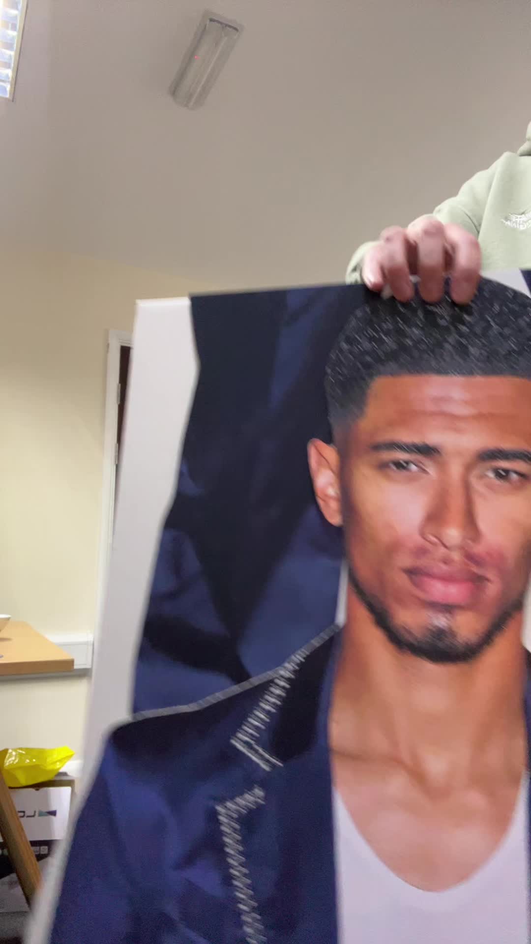@Celebrity Cutouts