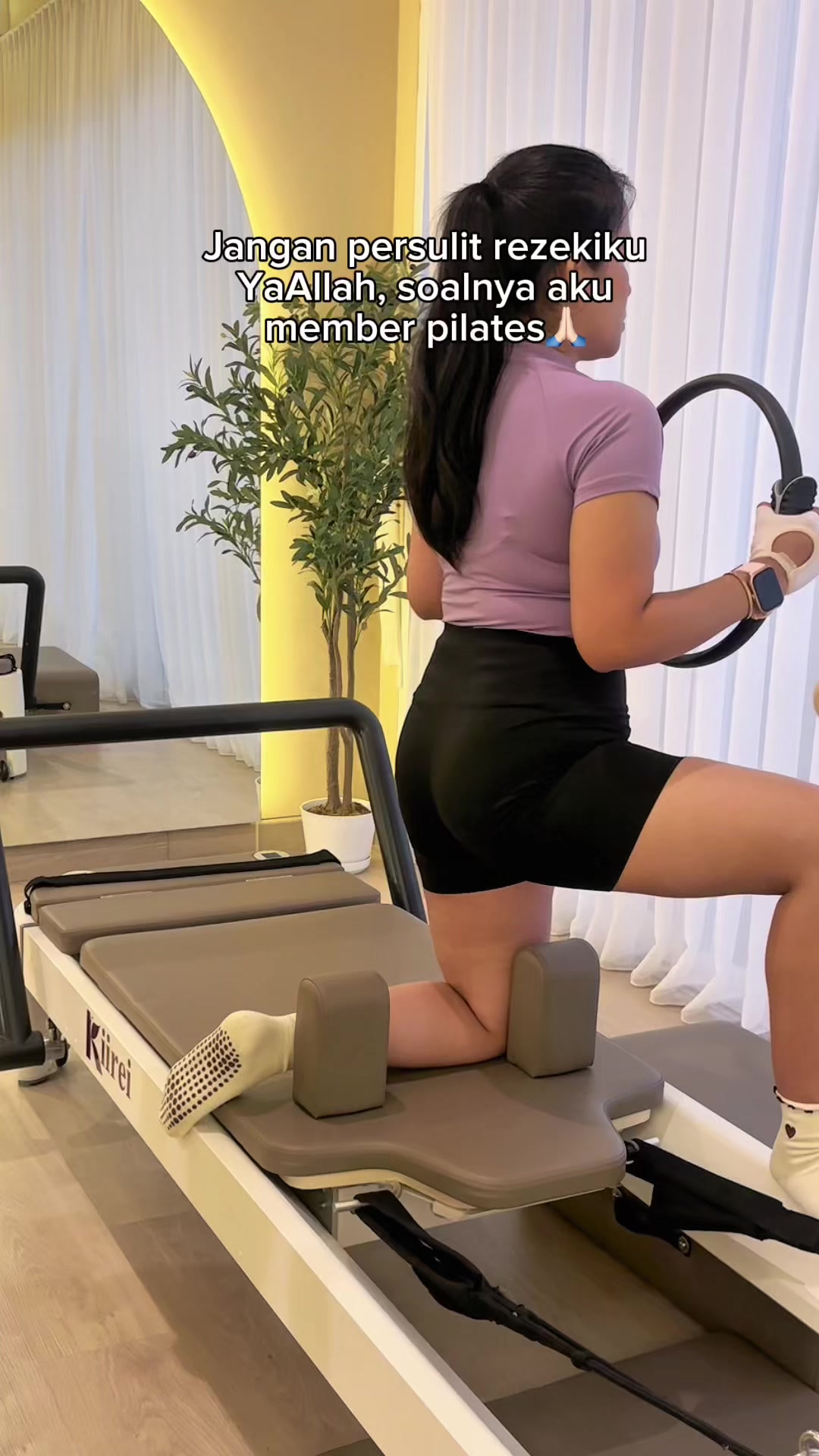 @𝑵𝒐𝒗𝒊𝒂𝒖˚✿˖ | Spill Disini