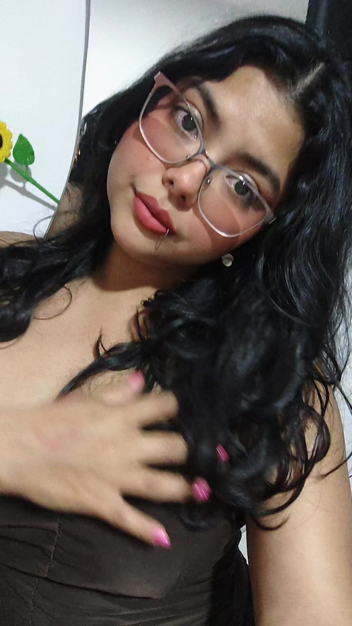@Bella