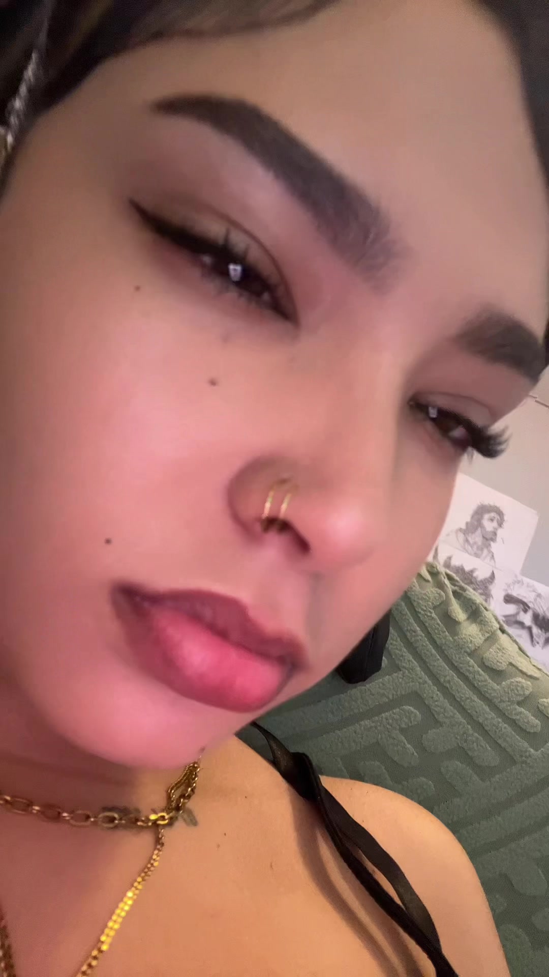 @nicole
