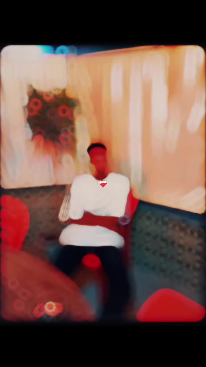 @👣⚡
