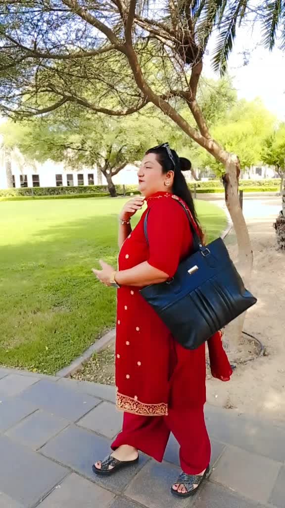 @SARITA👩❤️💋👩🫂🇳🇵🇦🇪🎌