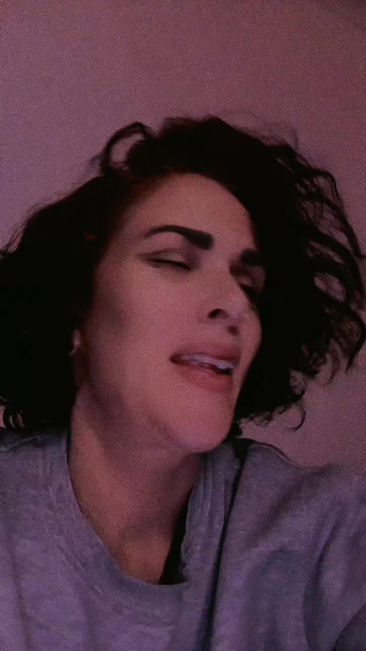 @Kat_ Landry_
