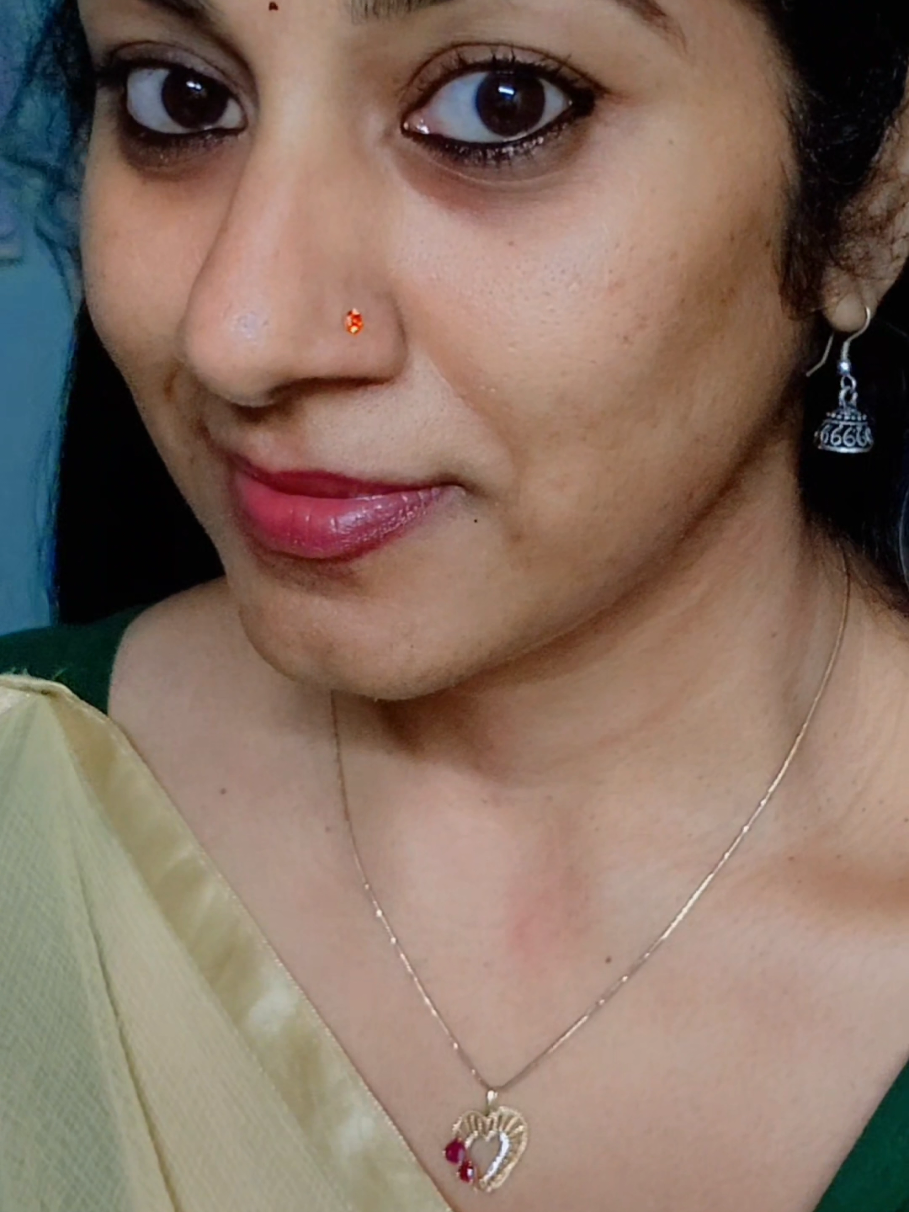 @Divyanair