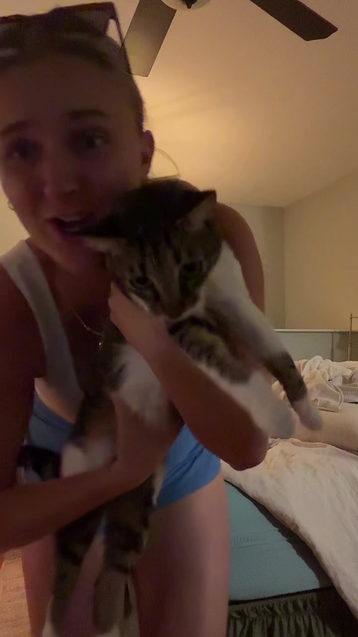 @Breannavanloo