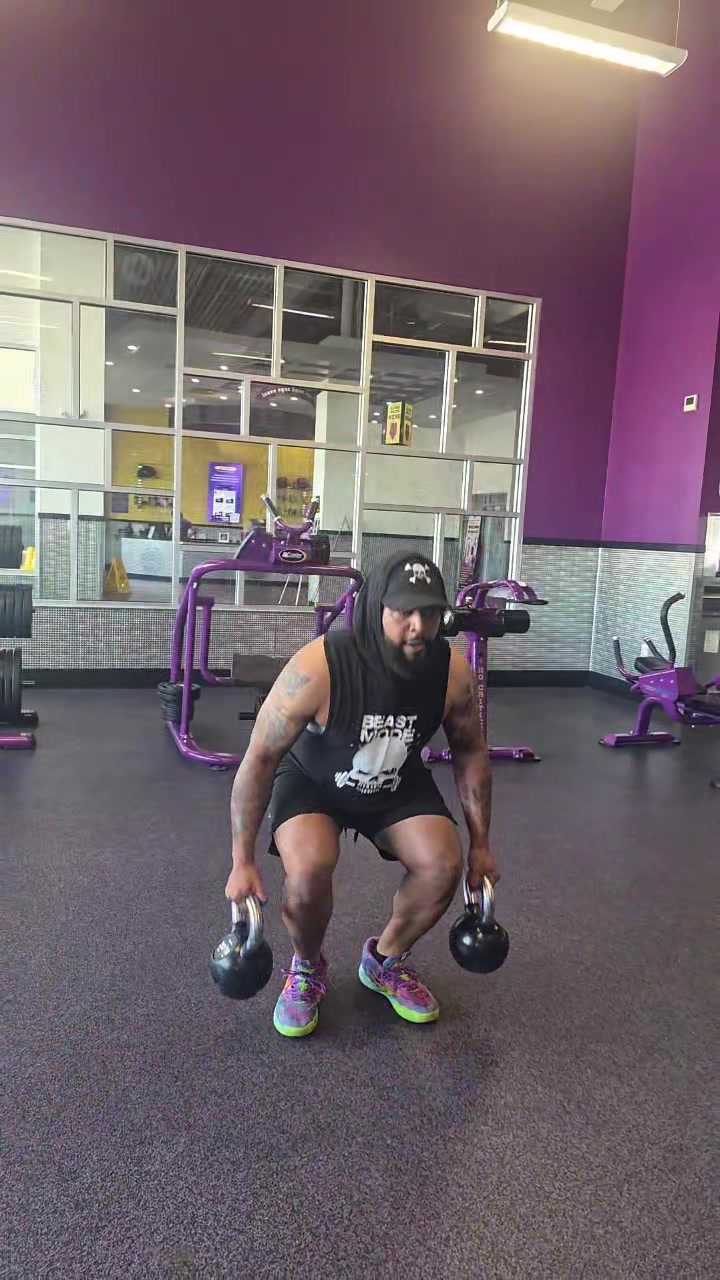 @DeeFitness 😤💪🏾💪🏾