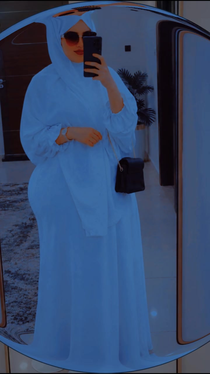 @officialqueencute🥰🤑🥂✅️