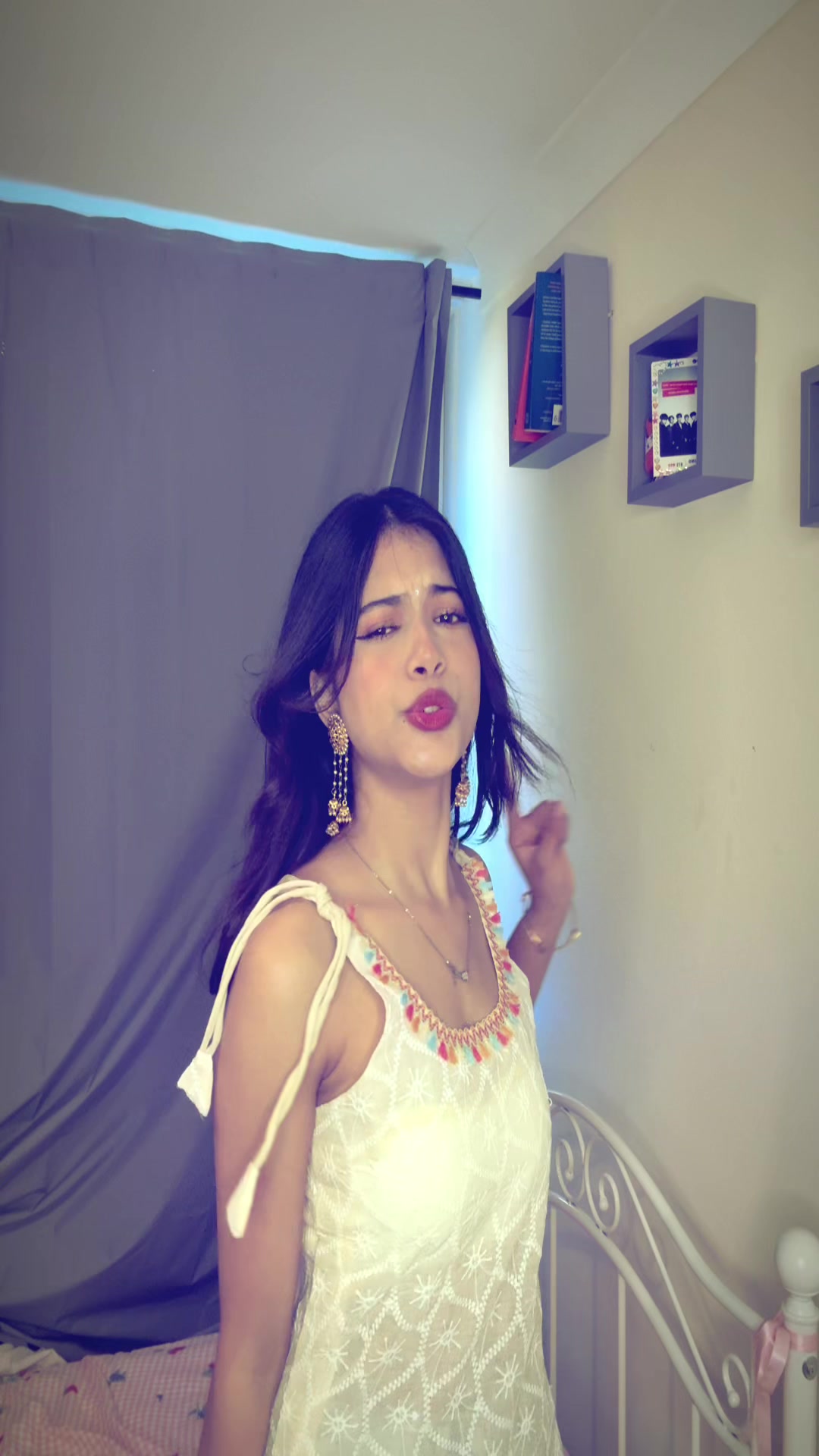 @Simmiyaiii
