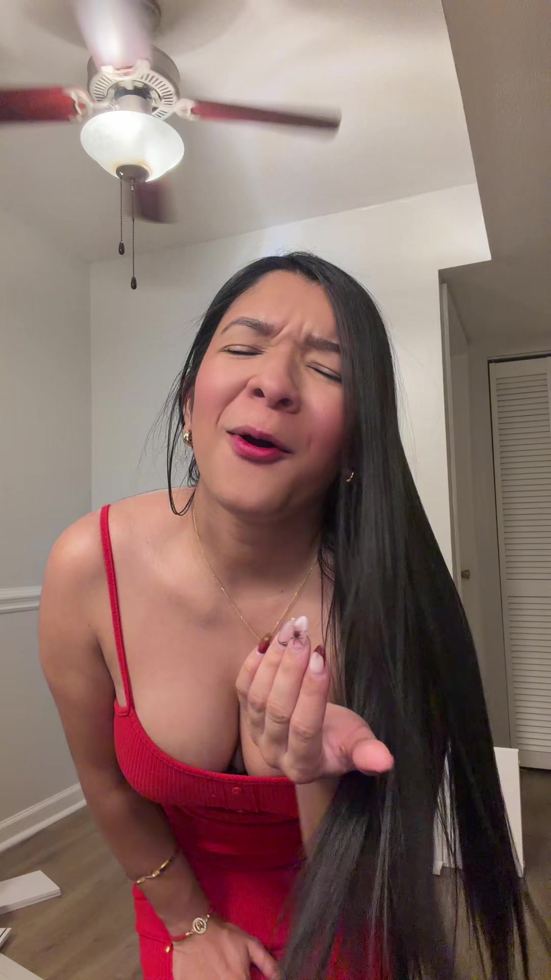 @𝓢𝓬𝓪𝓻𝓵𝓮𝓽🎀