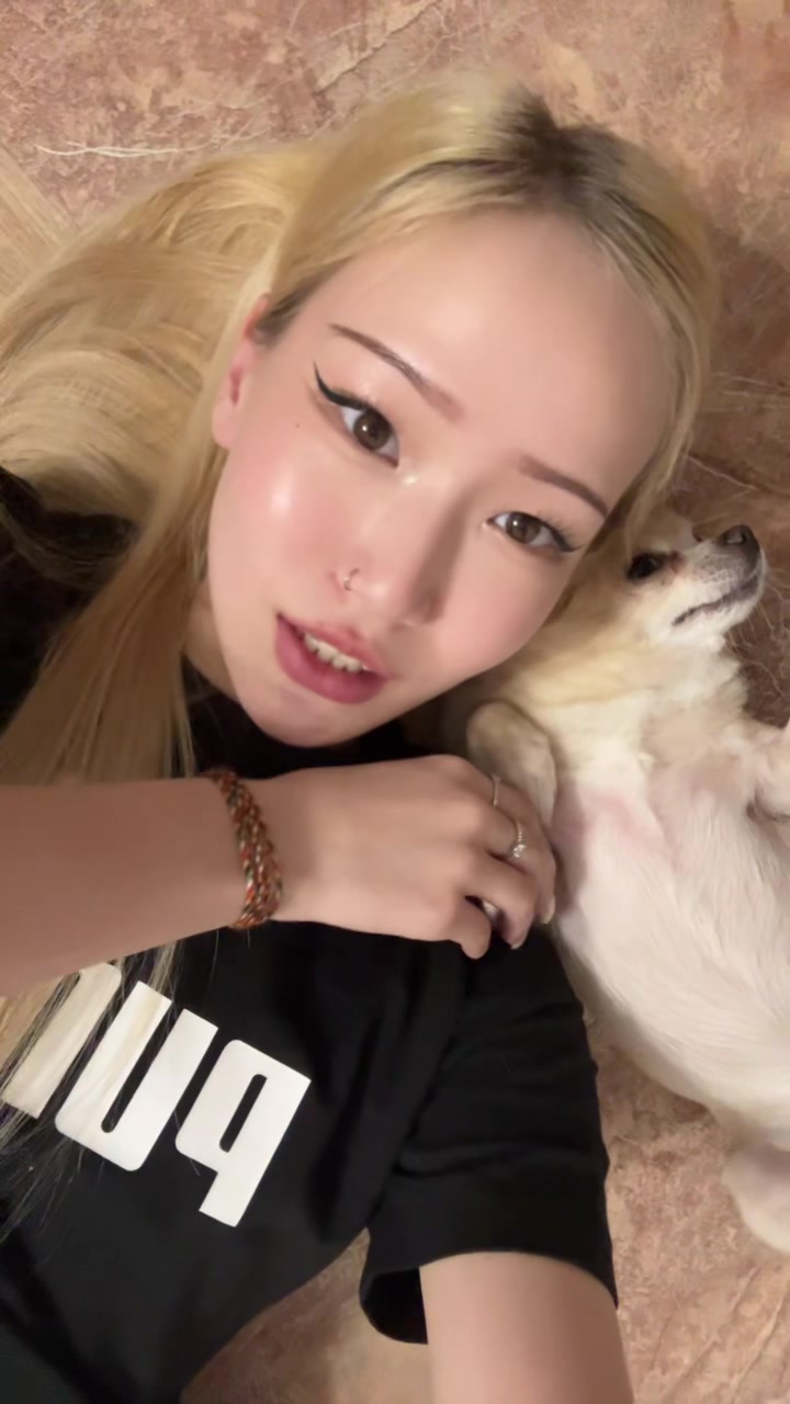 @左娅娜