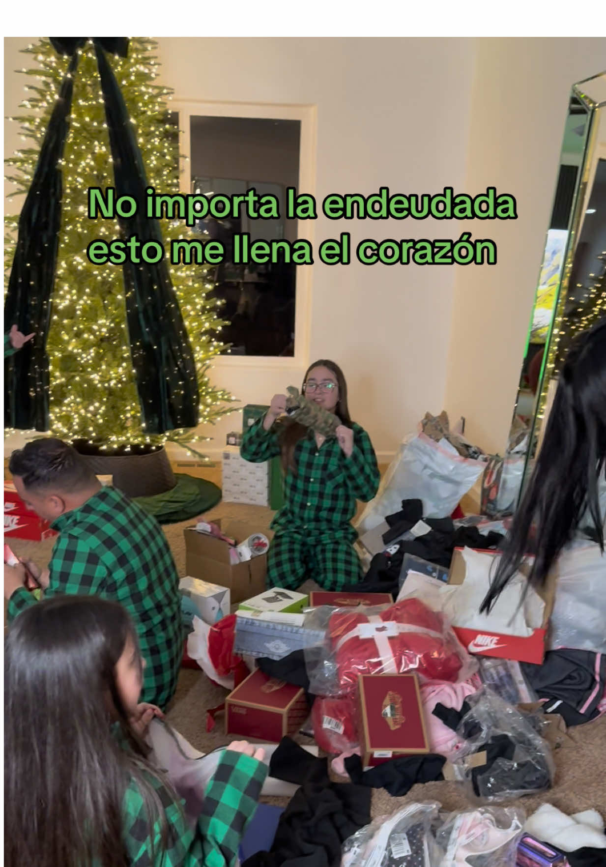 @Karlaa