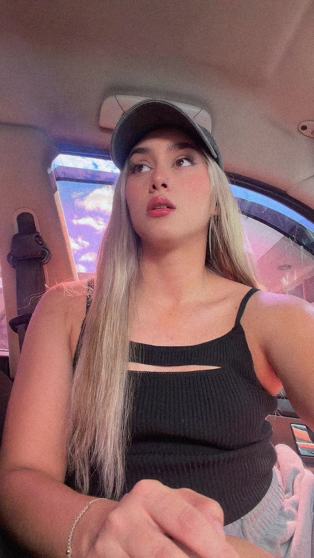 @CRodríguez Sharon