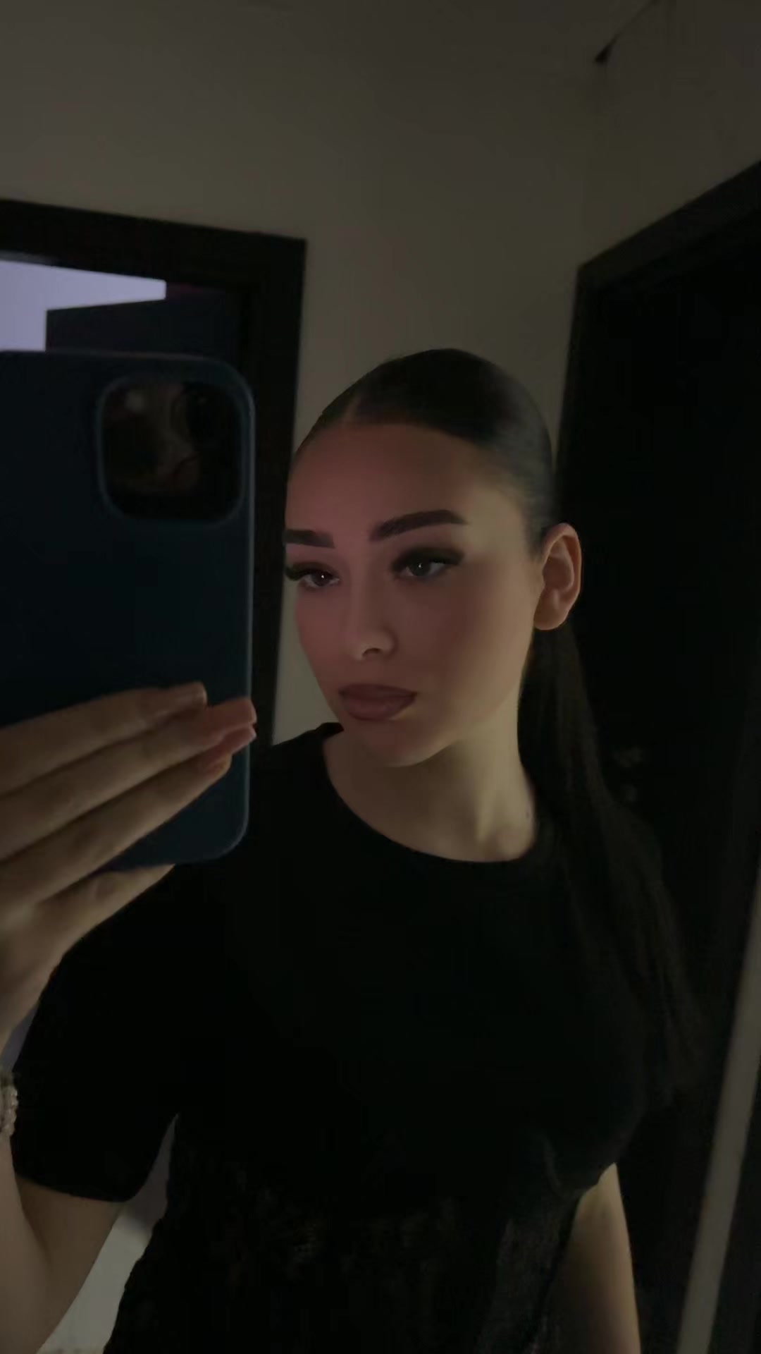 @MM