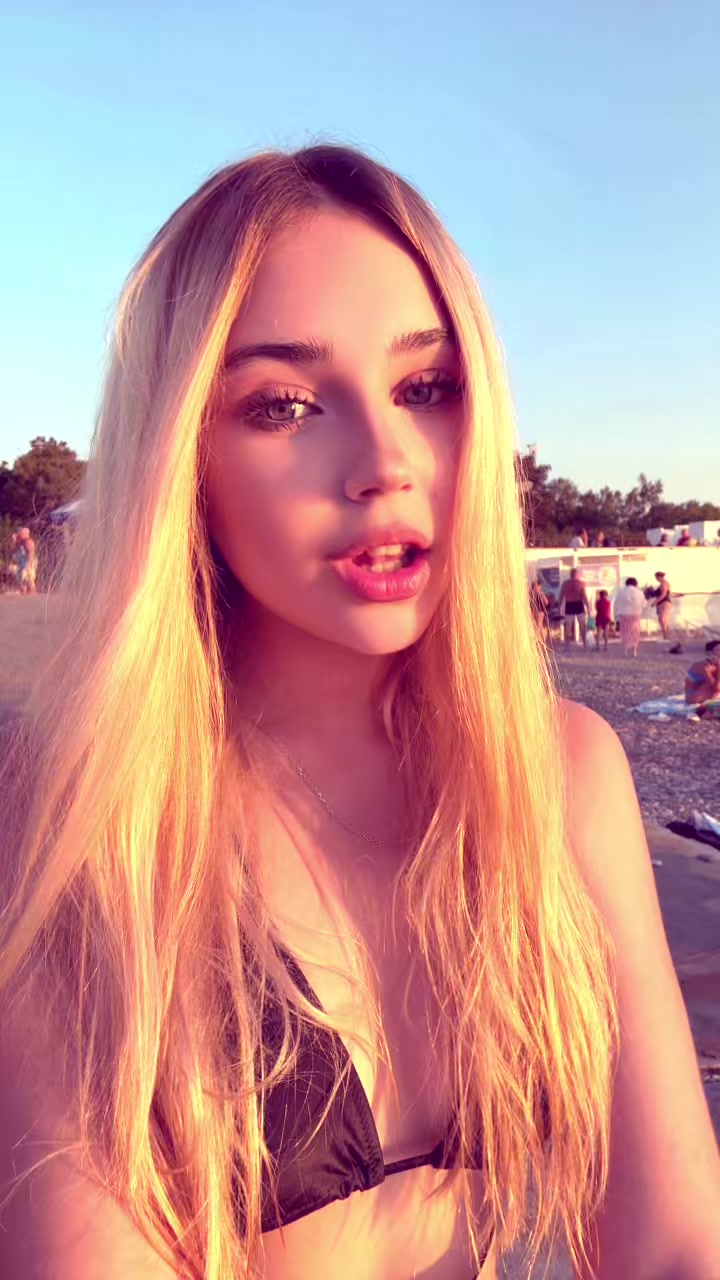 @ника бледная