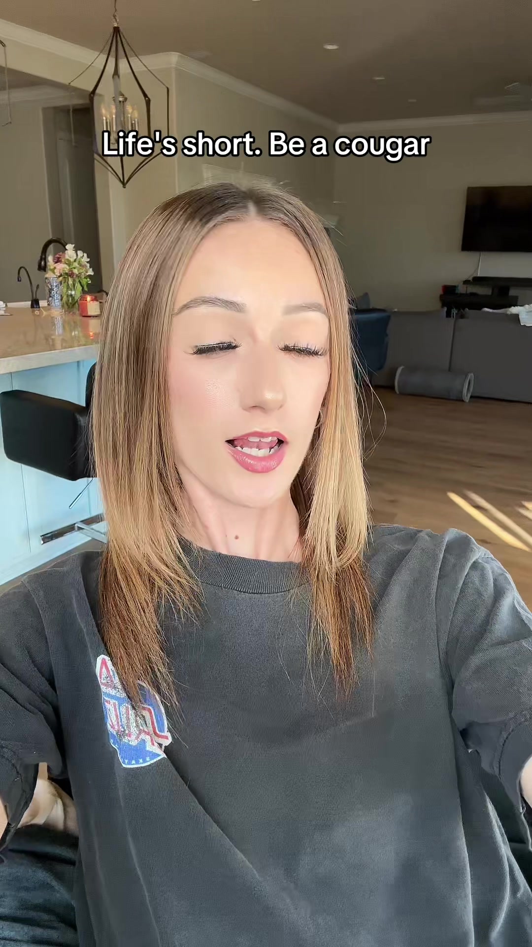 @scarlettcoded